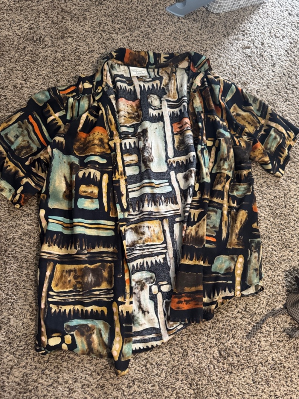 Bobbie Brooks Black Multi Abstract Short-Sleeve Button-Down Shirt